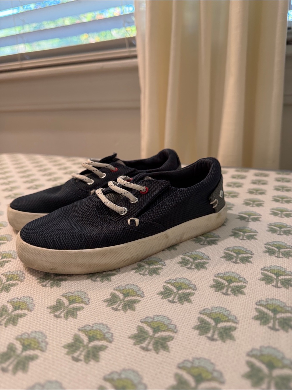 Sperry Kids Navy Canvas Lace-Up Sneakers